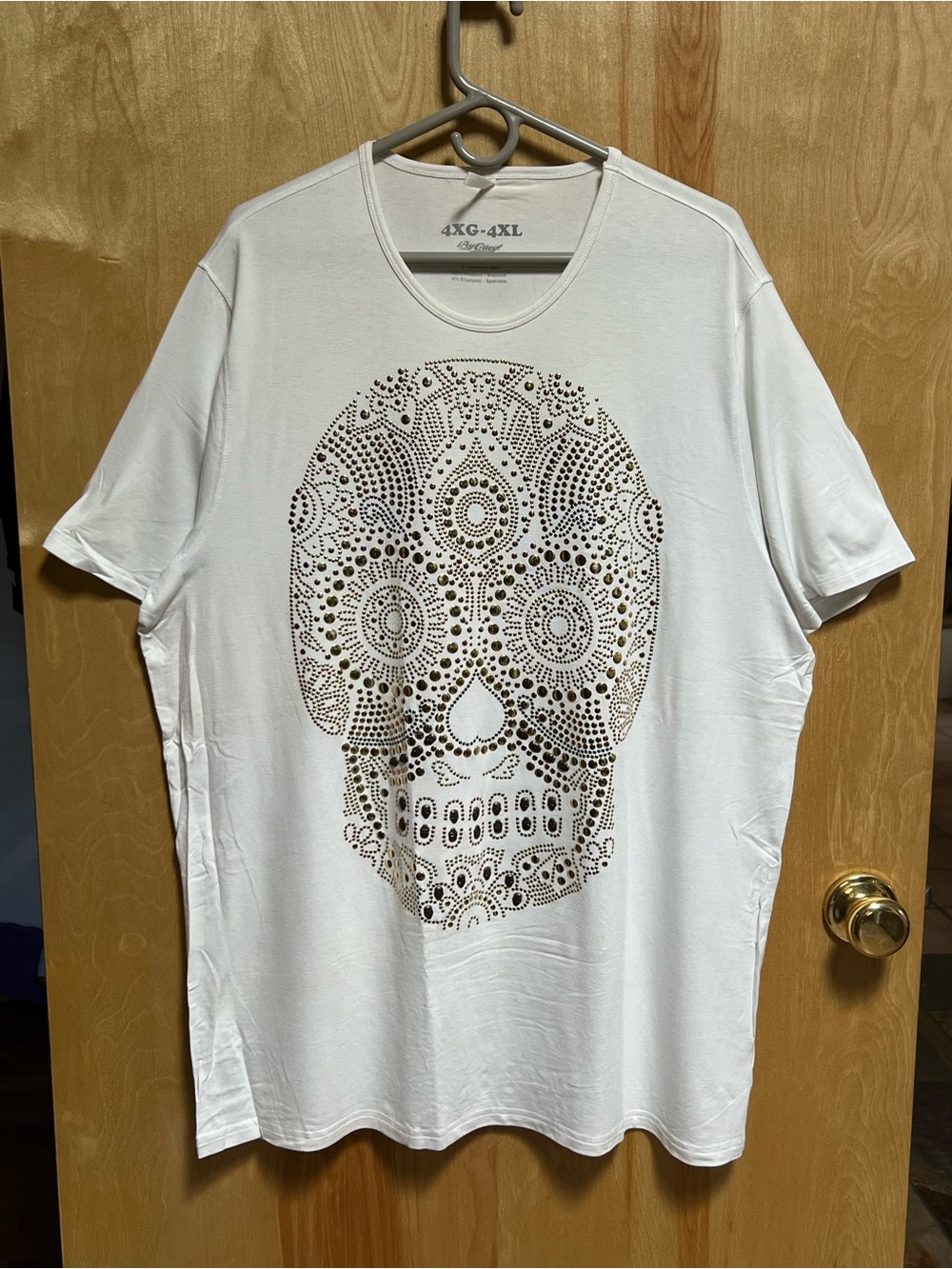 ¡Ay Güey! Brand White Short-Sleeve Tee with Decorative Calavera Stud Motif